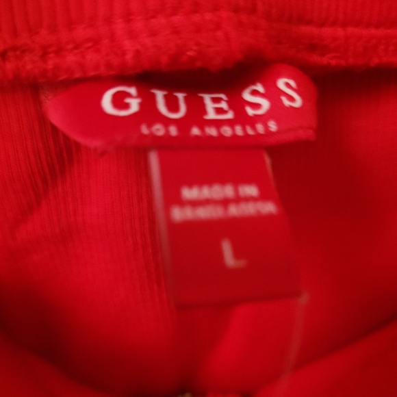 GUESS Top - Picture 2 of 2